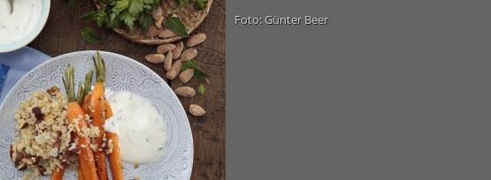 Rezeptbild für "Gebratene Möhren mit Mandelbulgur"