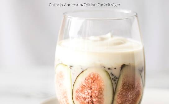 Sahniges Bircher Musli Mit Feigen Kokosjoghurt Sevencooks