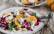Salat mit Mandarinen und Radicchio und Käsenocken