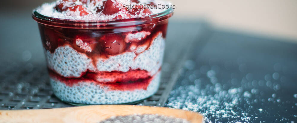 Veganes Rezept: Chiapudding mit Vanillekirschen