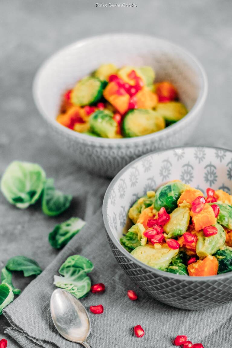 Curry Mit Süßkartoffel & Rosenkohl Von Tropicai