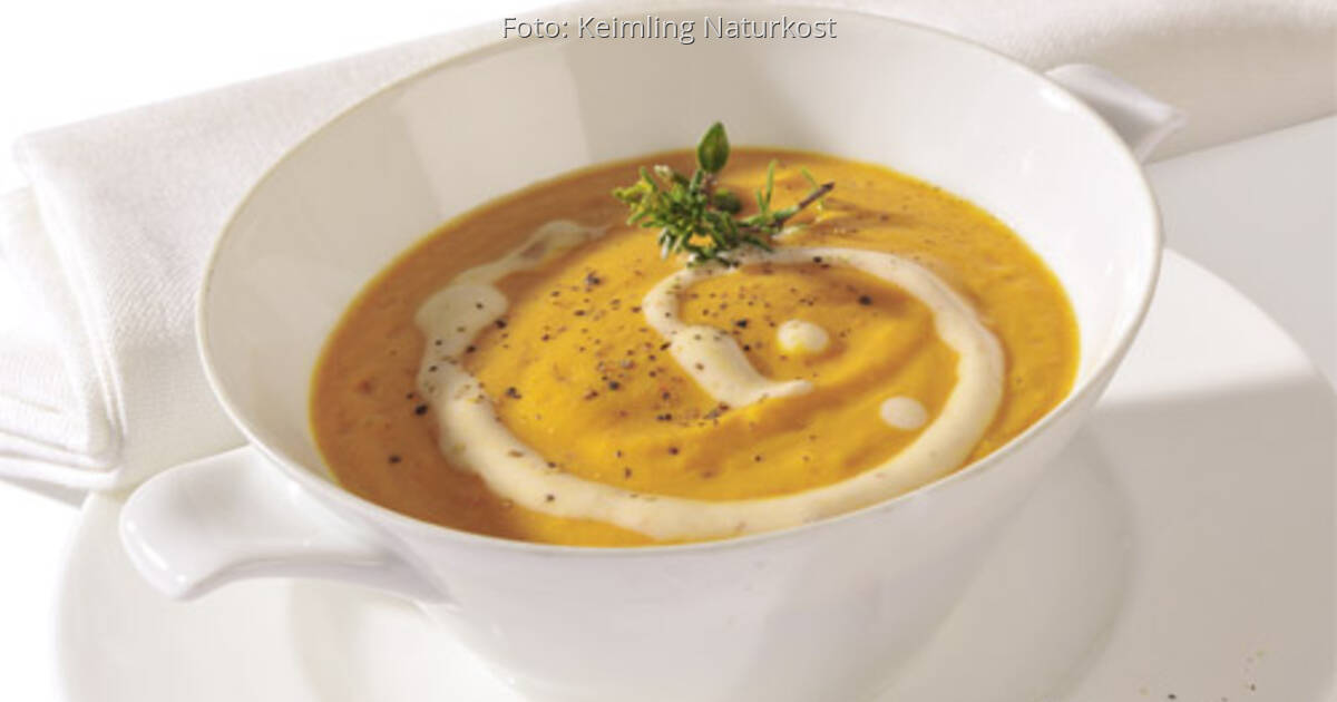 Rohköstliche Curry-Karotten-Suppe | SevenCooks