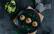Flexitarisches Rezept: Sauerkraut-Knödel mit würziger Speck-Butter 1