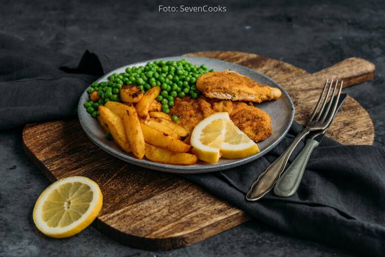 Schnitzel aus dem Ofen mit Wedges