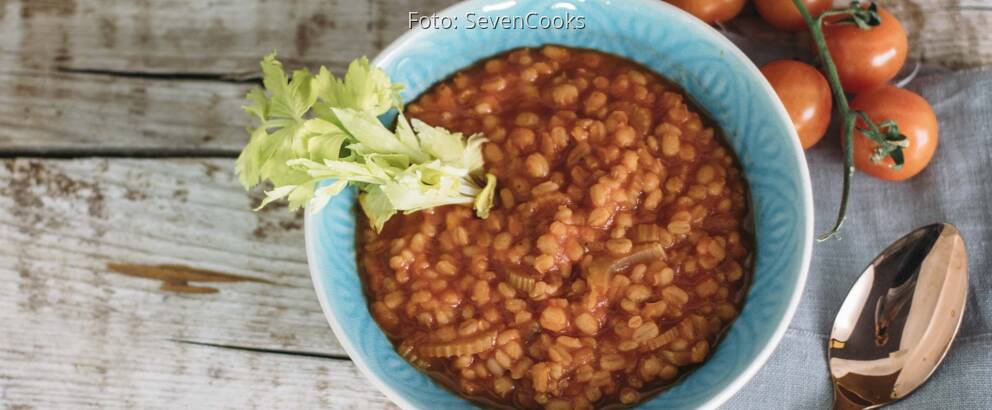 Graupensuppe mit Stangensellerie
