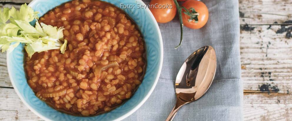 Graupensuppe mit Stangensellerie
