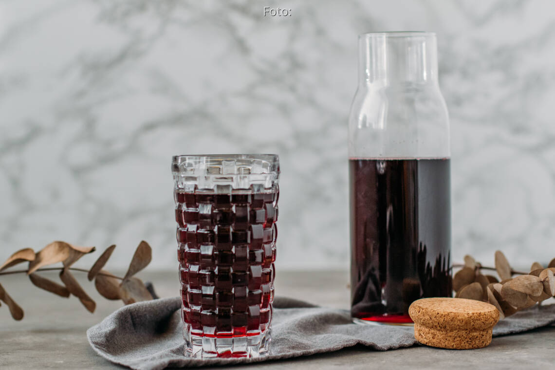 Johannisbeeren entsaften: So einfach machst du deinen eigenen Johannisbeersaft