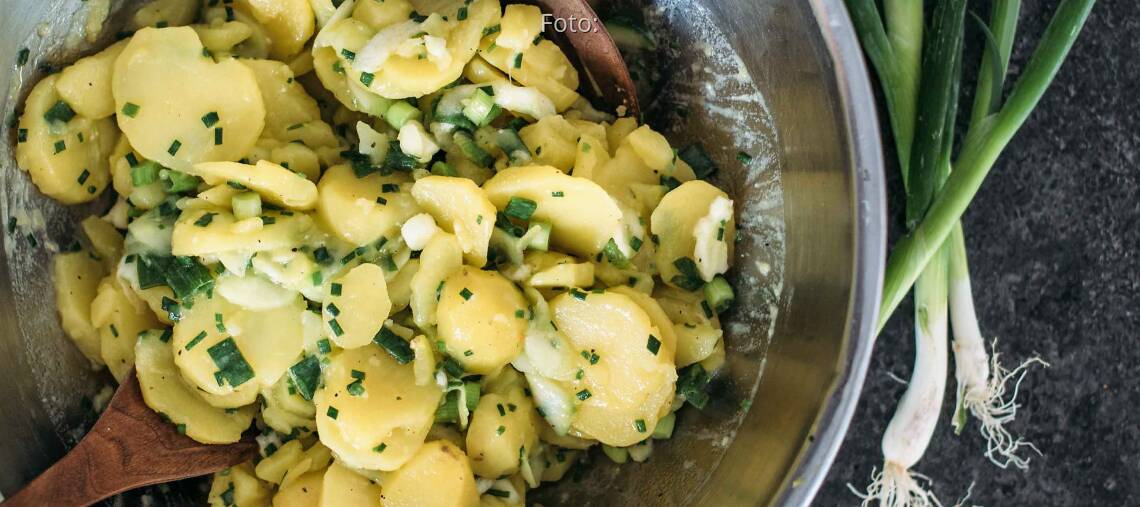 Kartoffelsalat Rezepte: Die beliebtesten Varianten der Deutschen
