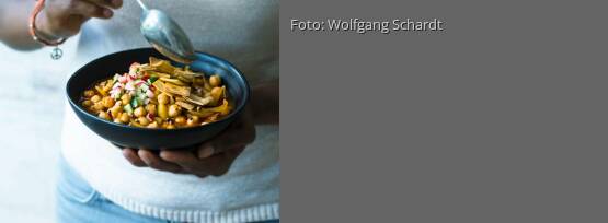 Rezeptbild für "Kichererbsen-Dal mit Tortilla-Chips"