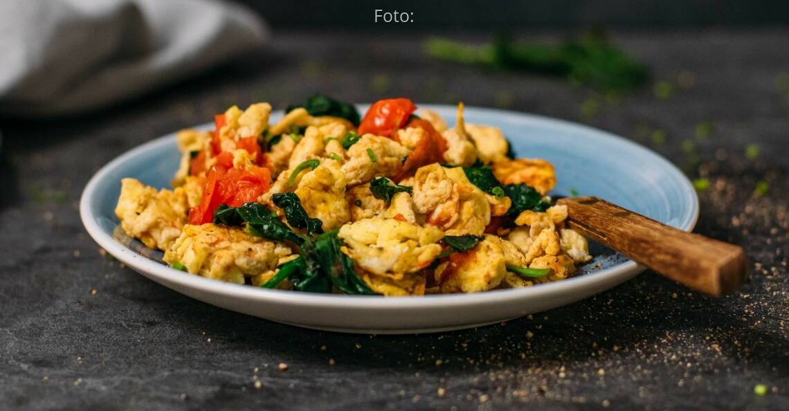 Frühstück fast ohne Kohlenhydrate: Low Carb in den Tag 