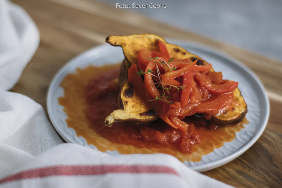Ofensüßkartoffel mit Tomaten-Paprika-Gemüse von SevenCooks