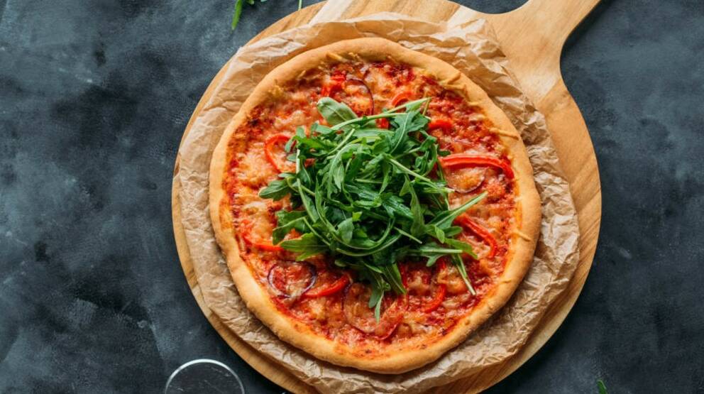 Pizzateig ohne Hefe – diese Varianten solltest du kennen - Magazin