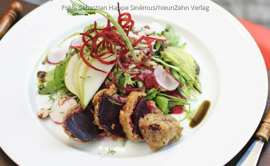 Rote Bete Im Haselnussmantel Mit Feldsalat Und Himbeerdressing Sevencooks