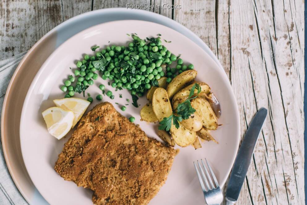 Sojaschnitzel mit Babykartoffeln und Erbsen von SevenCooks