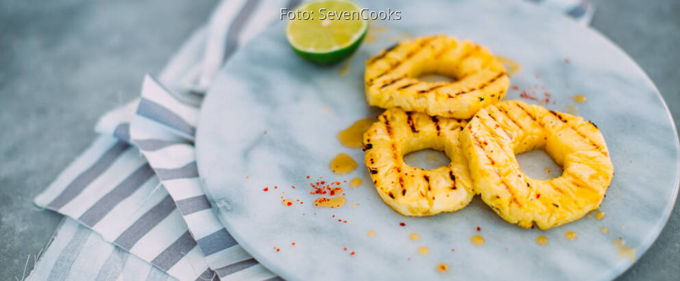 Veganes Rezept: Ananasscheiben mit Limettenmarinade