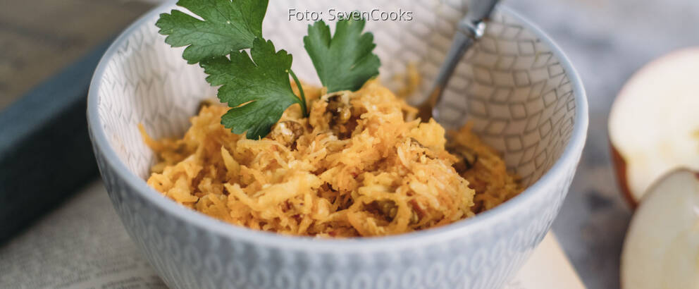 Veganes Rezept: Apfel-Sellerie-Karotten-Salat 1