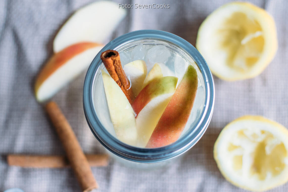 Veganes Rezept: Apple Flavoured Water