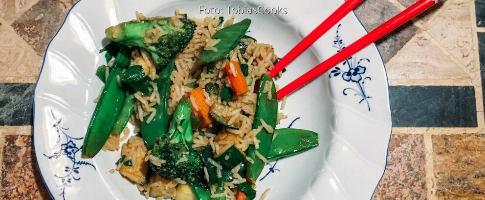 Veganes Rezept: Asiatisches Wokgemüse mit Reis