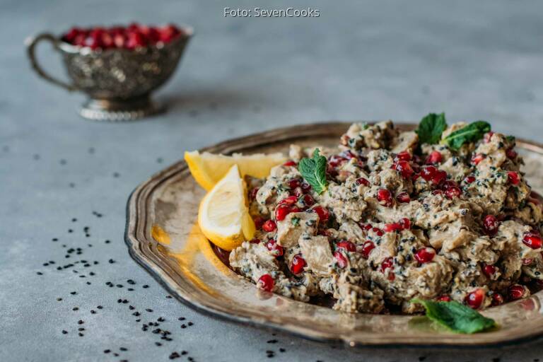 Auberginensalat Aus Dem Orient Mit Tahin — Rezepte Suchen