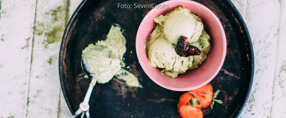 Veganes Rezept: Avocado-Cashew-Eis