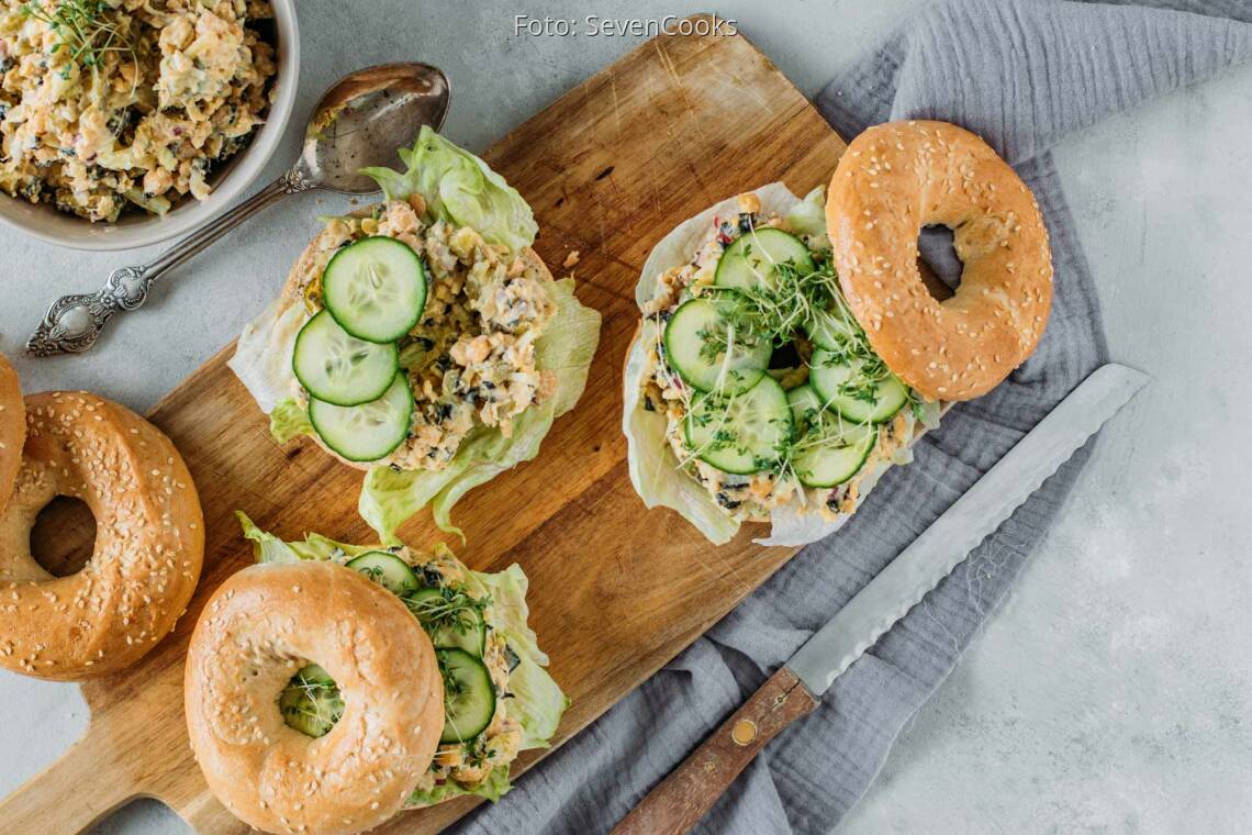 Veganes Rezept: Bagel mit veganem Eiersalat