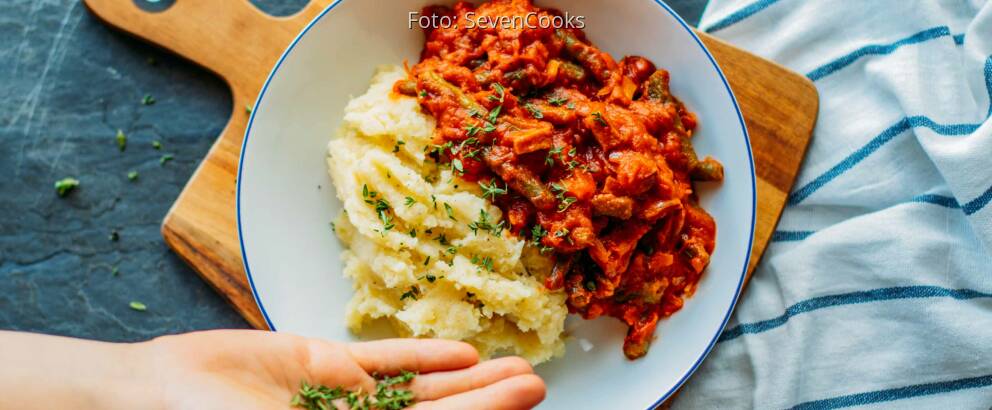 Veganes_Rezept:_Bohnen_mit_Räuchertofu_und_Kartoffelstampf_2