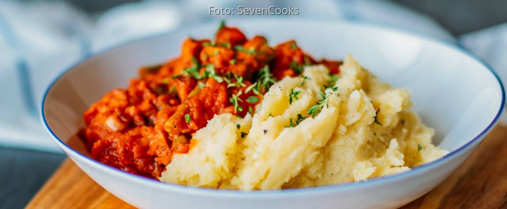 Veganes_Rezept:_Bohnen_mit_Räuchertofu_und_Kartoffelstampf_3