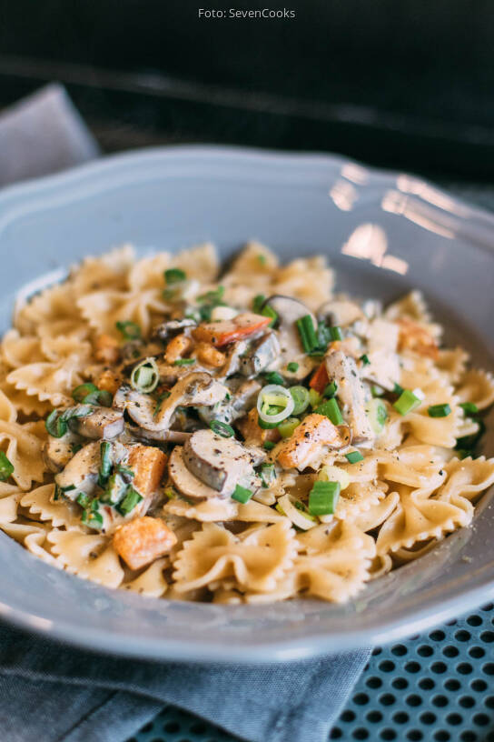 Farfalle mit Kürbis-Pilz-Sauce von SevenCooks