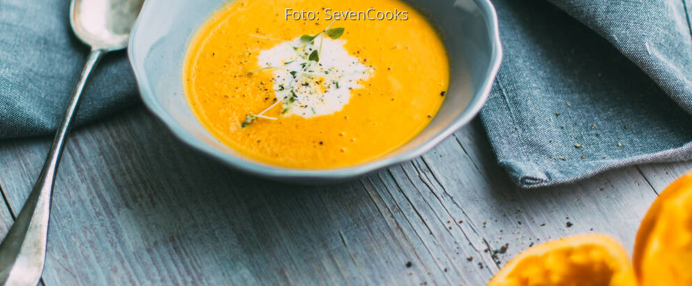 Veganes Rezept: Fruchtige Karotten-Ingwer-Suppe