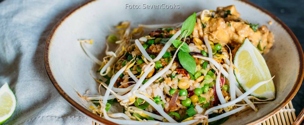 Veganes Rezept: Gebratener Reis mit Erdnuss-Tofu 3