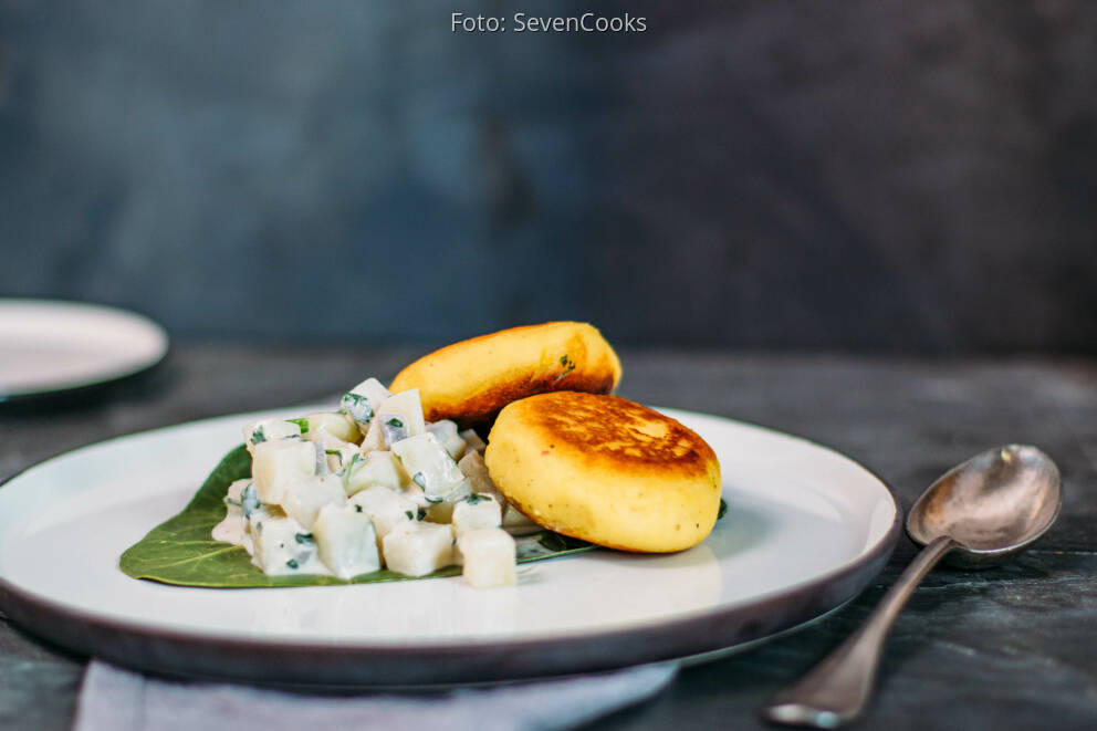 Gefüllte Kartoffelküchlein mit Kohlrabi-Ragout von StefanieCooks