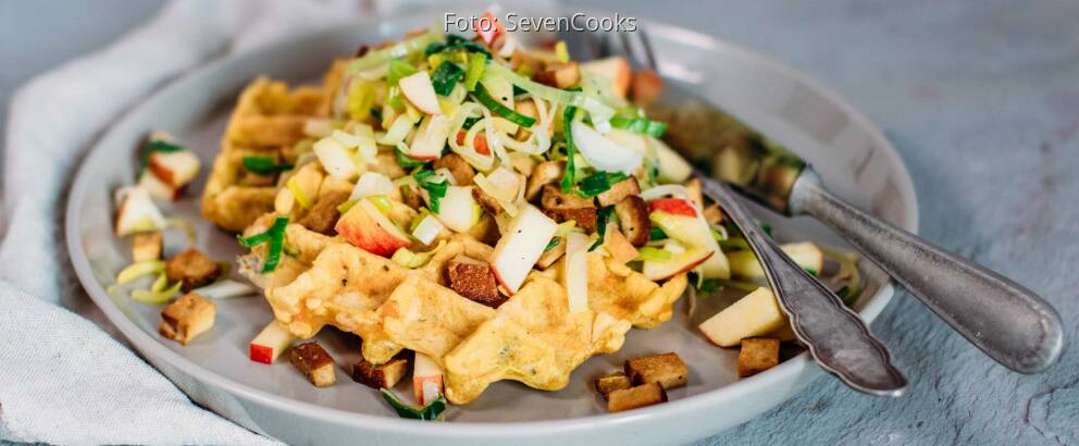 Veganes Rezept: Gemüse-Waffeln mit Lauchsalat_1