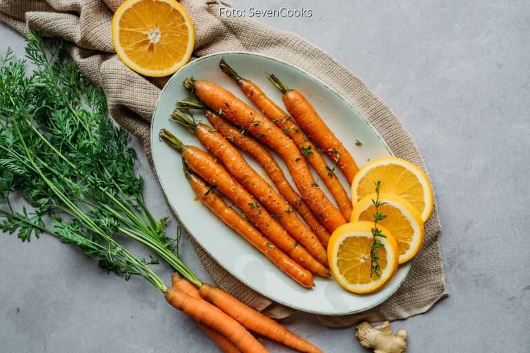 Glasierte Möhren mit Orangensaft und Ingwer von SevenCooks