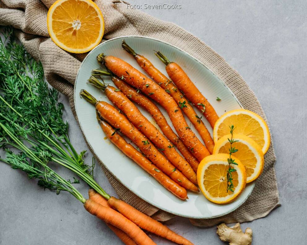 Glasierte Möhren mit Orangensaft und Ingwer von SevenCooks Glasierte Möhren mit Orangensaft und Ingwer von SevenCooks