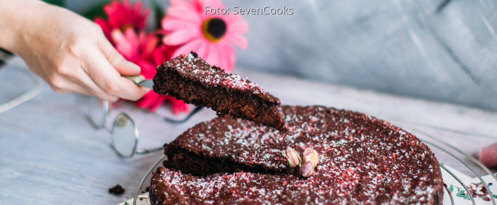 Veganes Rezept: Glutenfreier Rote Bete Schokoladen Kuchen