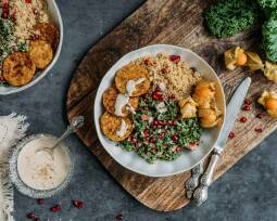 Veganes Rezept: Grünkohl Bowl mit Quinoa und Tempeh 1