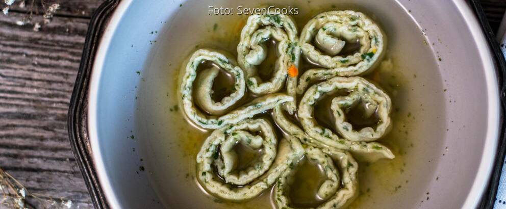 Veganes Rezept: Grüne Flädlesuppe 3