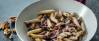 Veganes Rezept: Herbstliche Vollkorn-Penne
