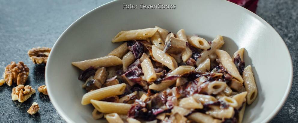 Veganes Rezept: Herbstliche Vollkorn-Penne