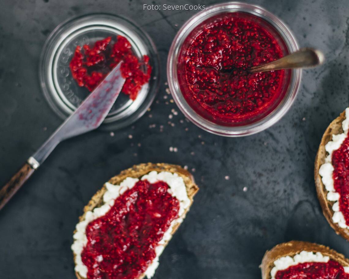 Veganes Rezept: Himbeer-Marmelade mit Chia-Samen