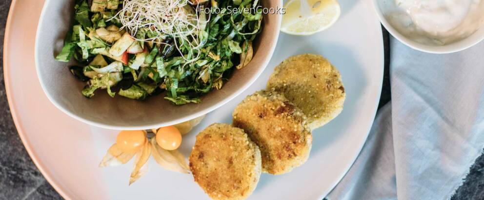 Veganes Rezept: Hirse-Walnuss-Küchlein mit Zaziki 2