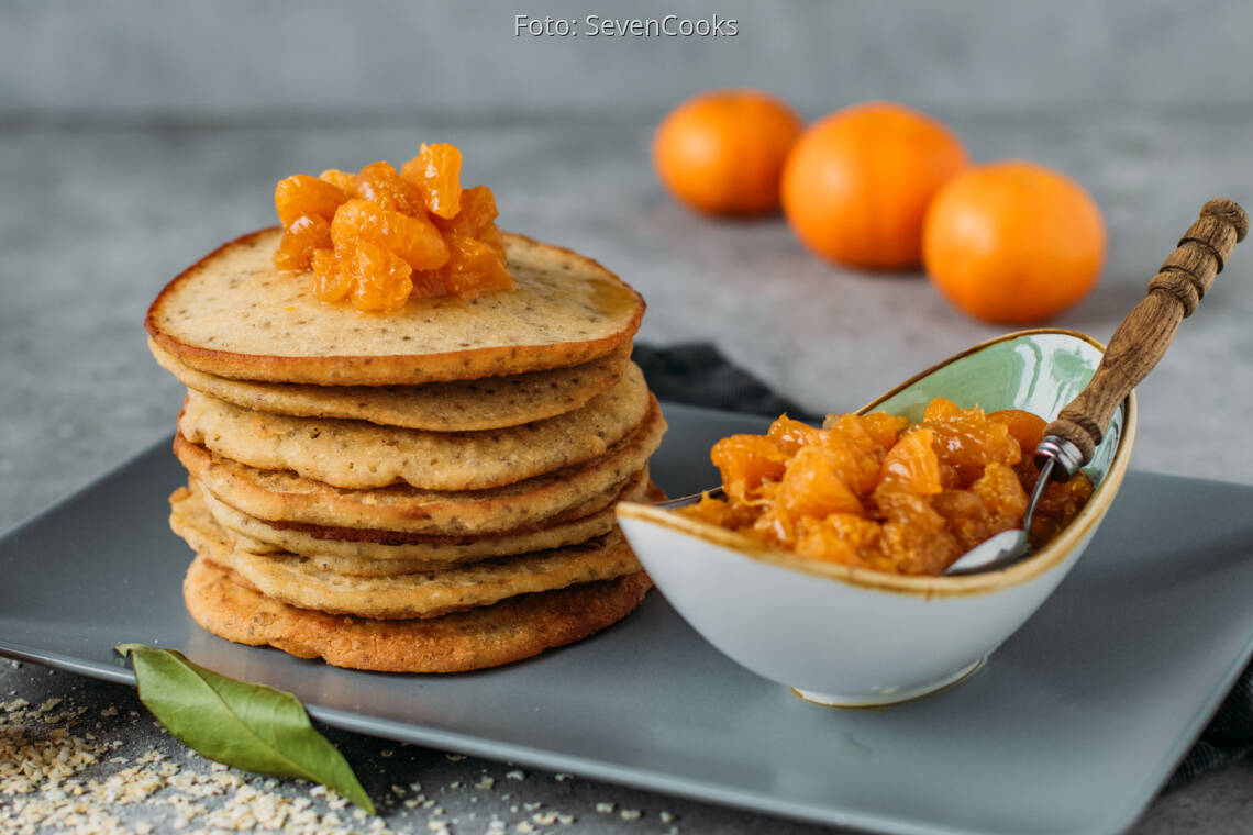 Veganes Rezept: Hirseflocken-Pfannkuchen mit Mandarinen-Ragout 1
