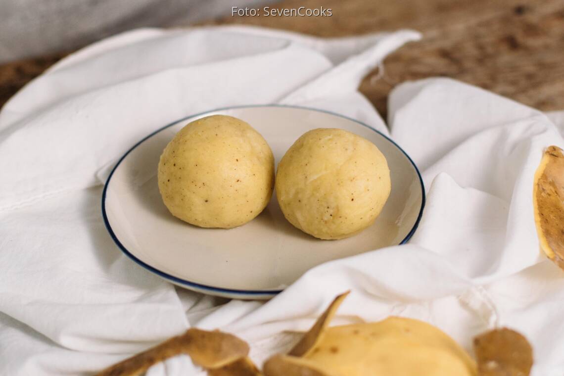 Veganes Rezept: Kartoffelknödel aus gekochten Kartoffeln 1