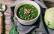 Veganes Rezept: Kohlrabikrautpesto mit Sonnenblumenkernen_1
