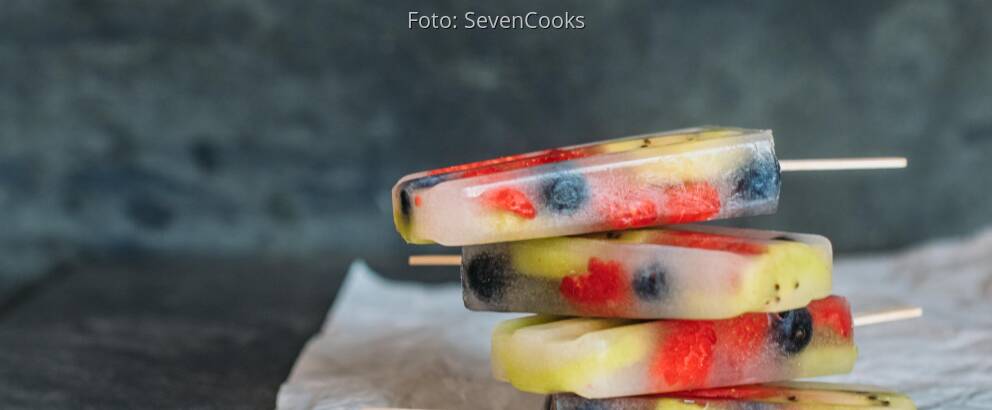 Veganes Rezept: Kokos-Beeren-Popsicle 2