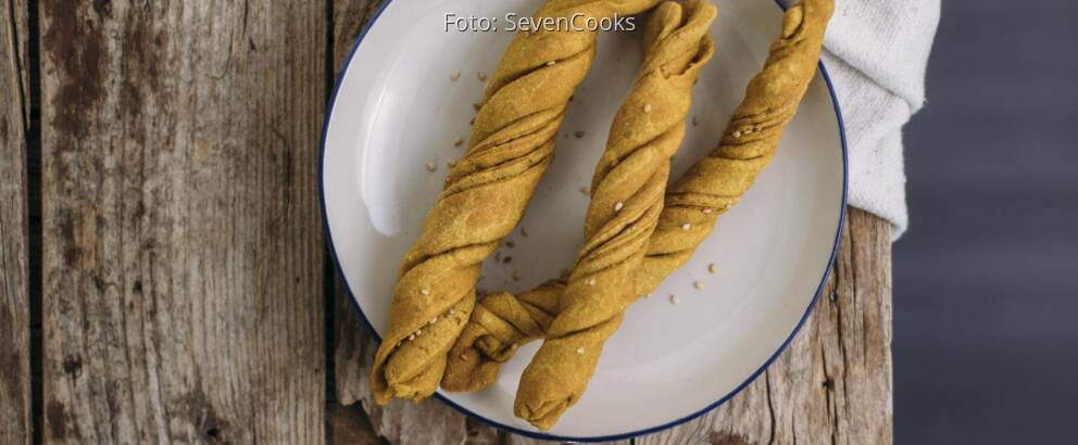 Veganes Rezept: Kurkumabrotstangen 3