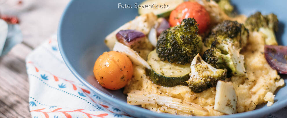 Veganes Rezept: Mediterranes Ofengemüse mit Polenta_3