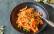 Veganes Rezept: Nudelpfanne mit Spitzkohl 3