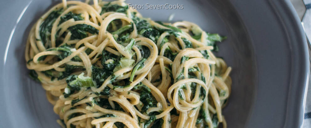 Veganes Rezept: One Pot Pasta mit Spinat