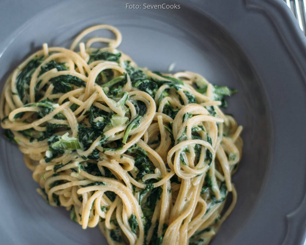 One Pot Pasta mit Spinat und frischer Limette - schnell und… von SevenCooks